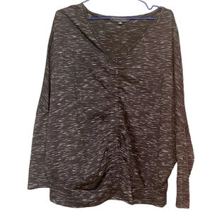 Frankie & Stella Gray and white 3/4 sleeve top, size 1X